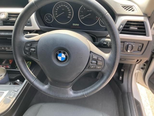 BMW 3SERIES SEDAN 2016 Image 31