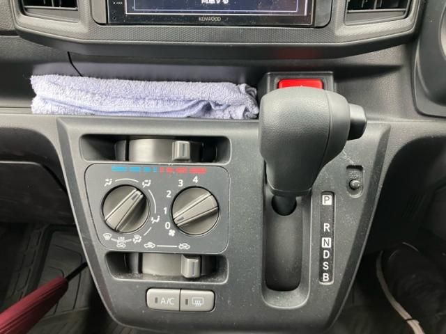 DAIHATSU MIRA E:S 2022 Image 31