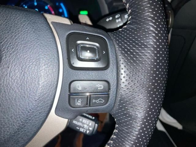 TOYOTA LEXUS RC300H 2019 Image 31