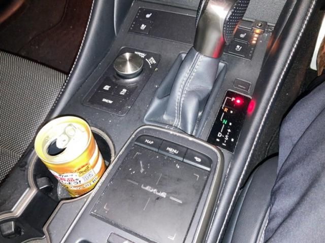 TOYOTA LEXUS RC300H 2019 Image 31