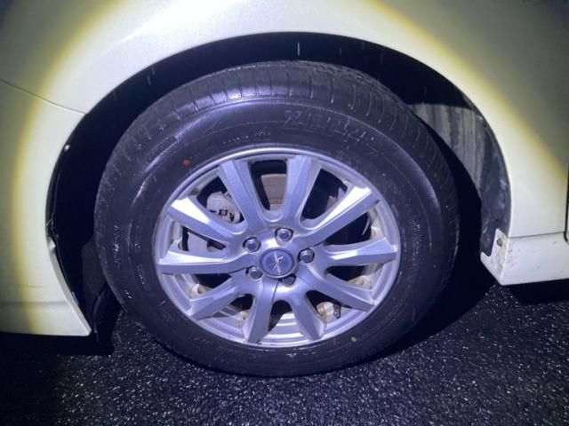 TOYOTA PRIUS 2011 Image 31