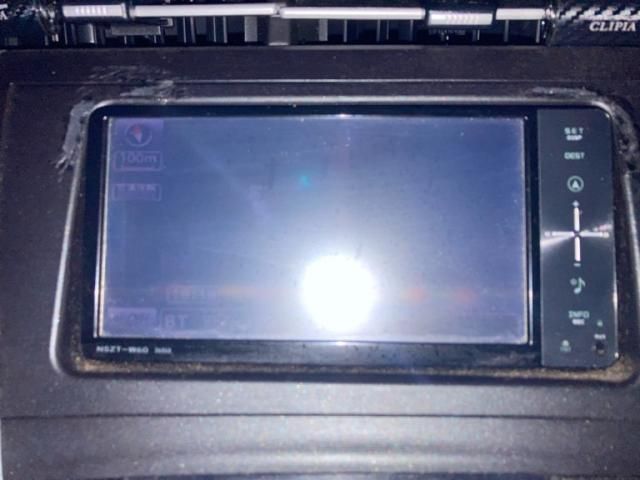 TOYOTA PRIUS 2011 Image 31