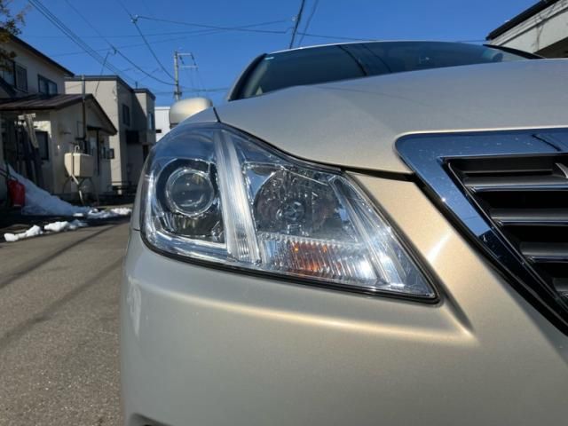 TOYOTA CROWN SEDAN 4WD 2010 Image 31