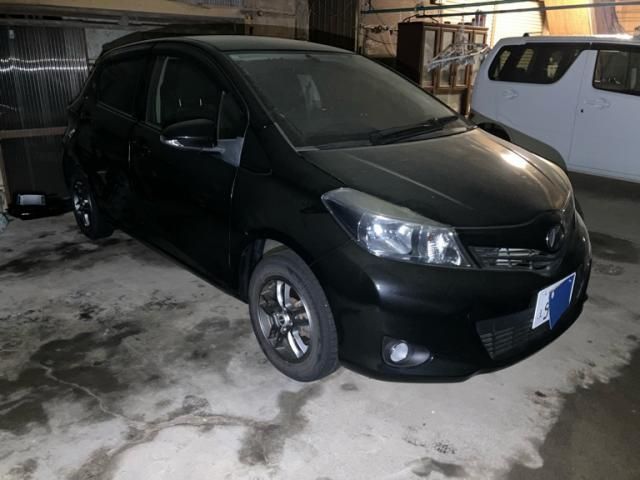 TOYOTA VITZ 2013 Image 31