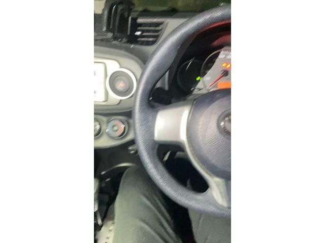TOYOTA VITZ 2013 Image 31
