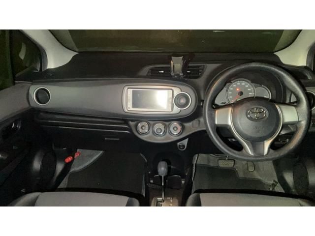 TOYOTA VITZ 2013 Image 31