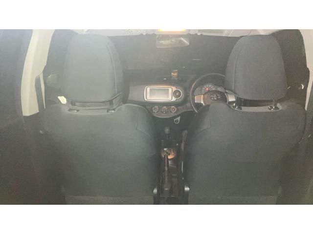 TOYOTA VITZ 2013 Image 31