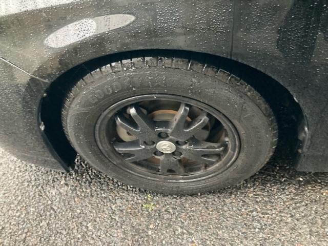 TOYOTA PRIUS 2012 Image 31