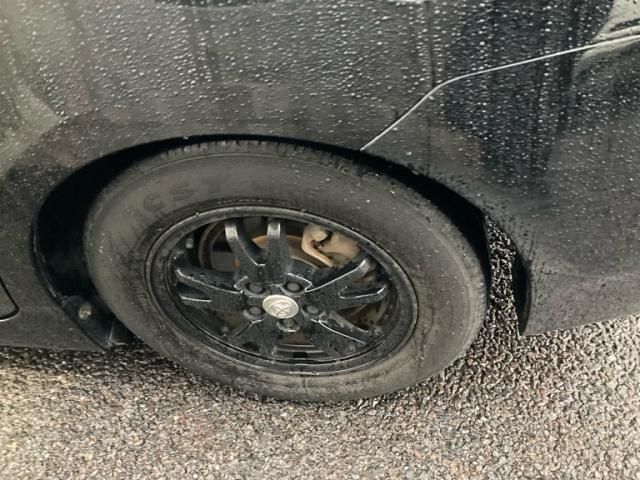 TOYOTA PRIUS 2012 Image 31