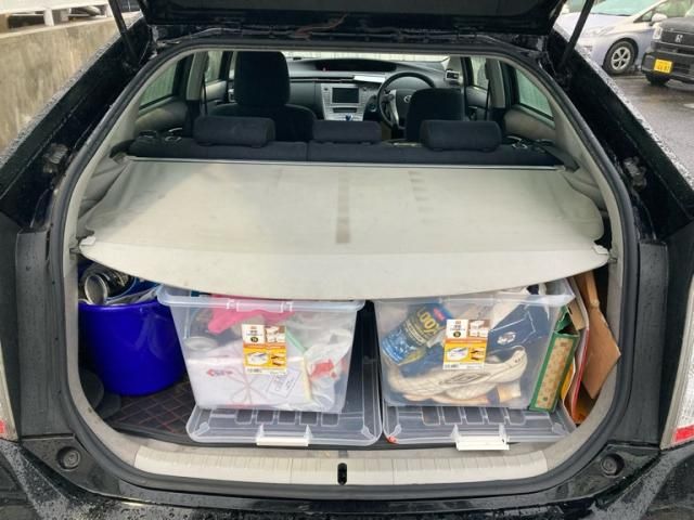 TOYOTA PRIUS 2012 Image 31