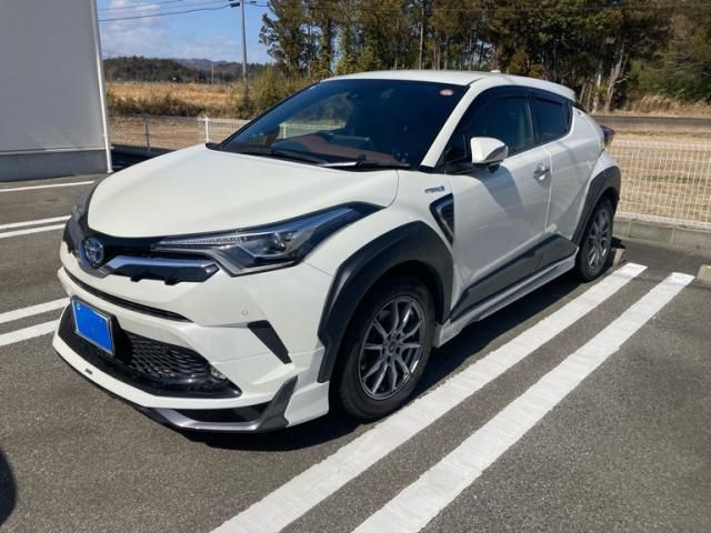 TOYOTA C-HR 2019 Image 31