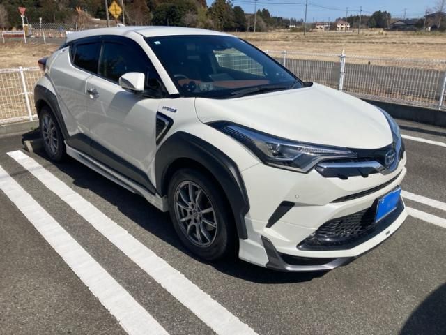 TOYOTA C-HR 2019 Image 31