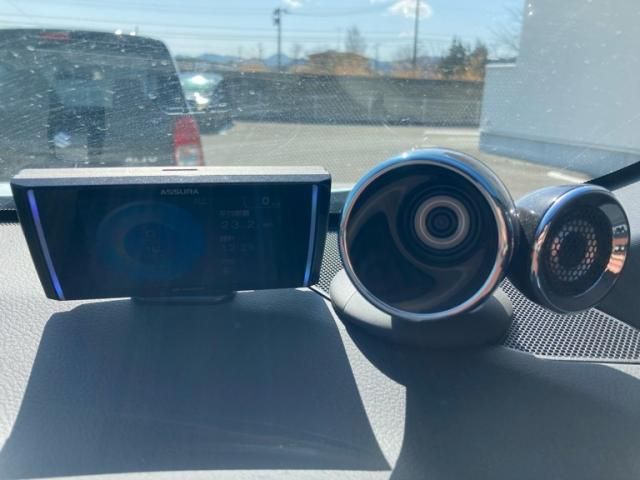 TOYOTA C-HR 2019 Image 31