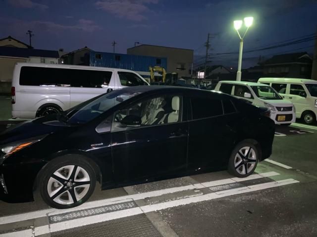 TOYOTA PRIUS 2016 Image 31