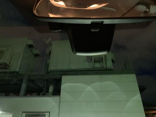 TOYOTA PRIUS 2016 Image 31