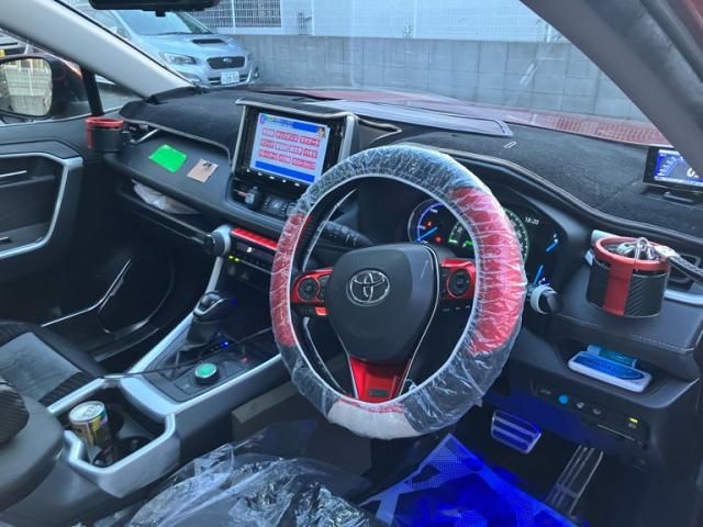 TOYOTA RAV4 HYBRID 4WD 2019 Image 31