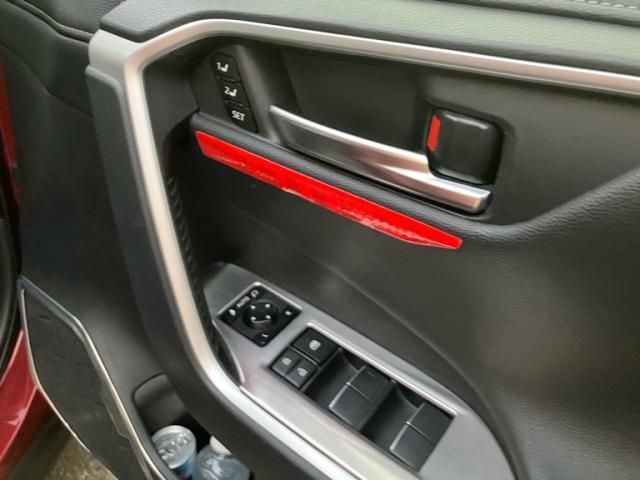 TOYOTA RAV4 HYBRID 4WD 2019 Image 31