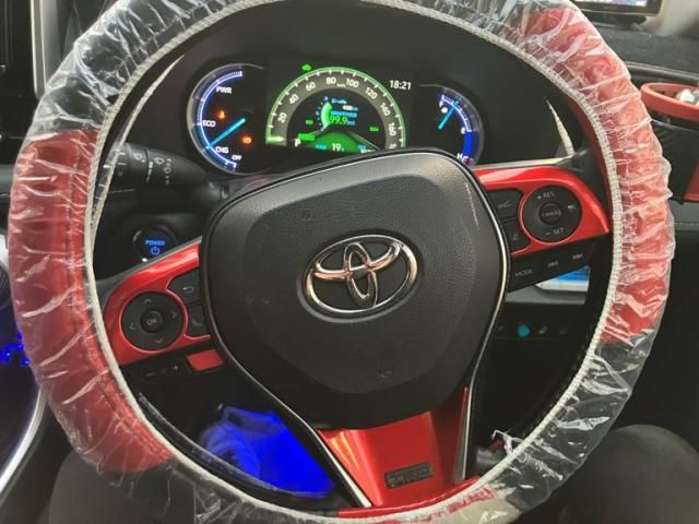 TOYOTA RAV4 HYBRID 4WD 2019 Image 31