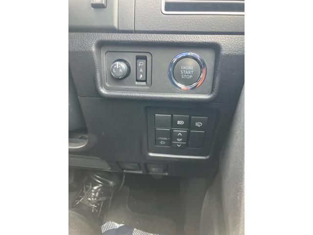 TOYOTA LANDCRUISER PRADO 2021 Image 31