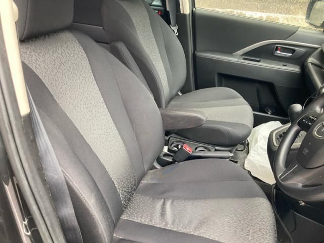 MAZDA PREMACY 2011 Image 31