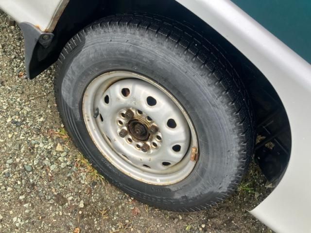 SUBARU SAMBAR DIAS VAN 4WD 2001 Image 31