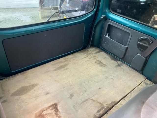 SUBARU SAMBAR DIAS VAN 4WD 2001 Image 31