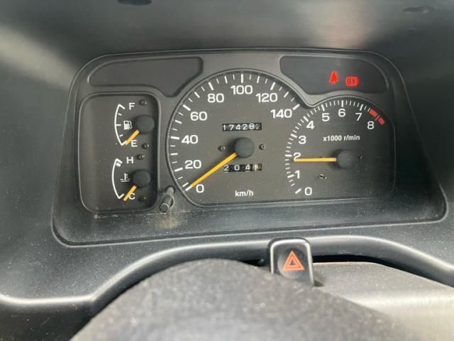 SUBARU SAMBAR DIAS VAN 4WD 2001 Image 31