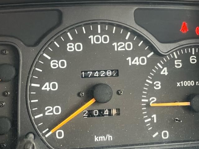 SUBARU SAMBAR DIAS VAN 4WD 2001 Image 31