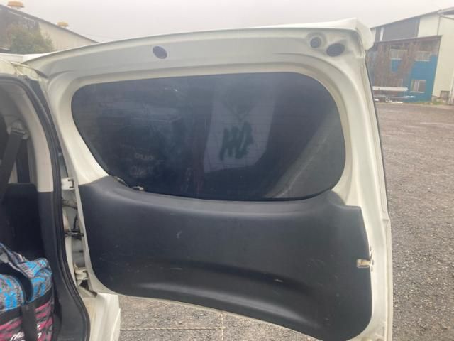 DAIHATSU MOVE CUSTOM 4WD 2013 Image 31