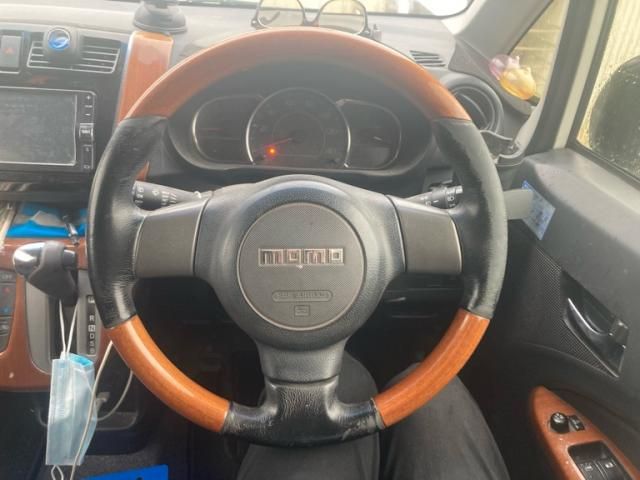 DAIHATSU MOVE CUSTOM 4WD 2013 Image 31