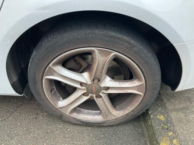 AUDI A4 2013 Image 31