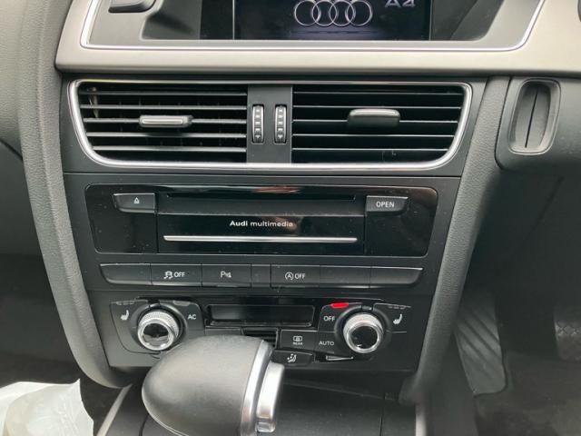 AUDI A4 2013 Image 31