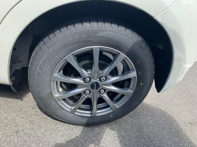 TOYOTA VITZ 2016 Image 31