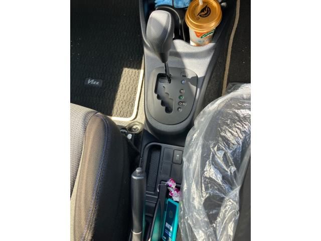 TOYOTA VITZ 2016 Image 31