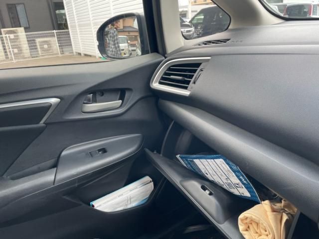 HONDA FIT 2019 Image 31