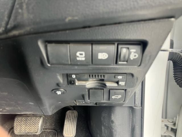 TOYOTA COROLLA CROSS HYBRID 2022 Image 31