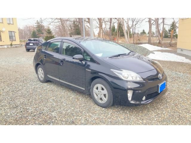 TOYOTA PRIUS 2015 Image 31