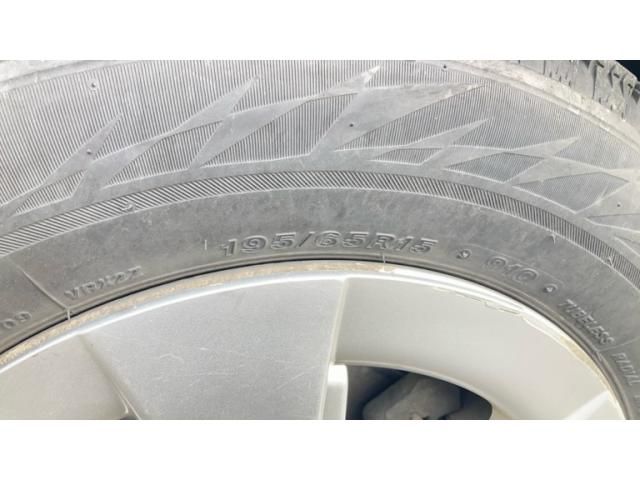 TOYOTA PRIUS 2015 Image 31