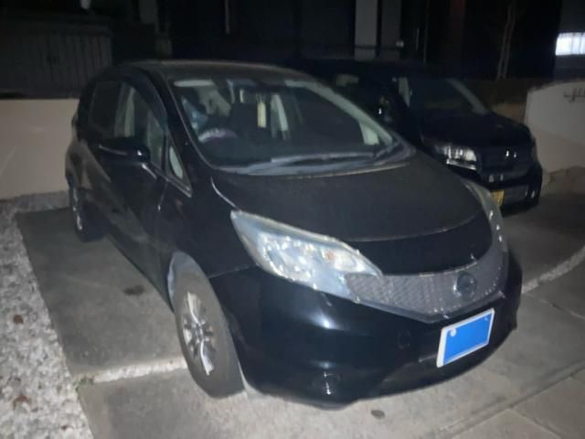NISSAN NOTE 2015 Image 31