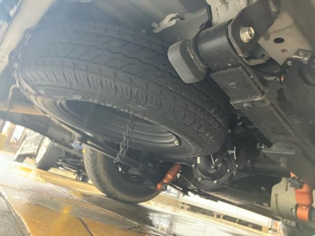 NISSAN CARAVAN VAN 2WD 2018 Image 31