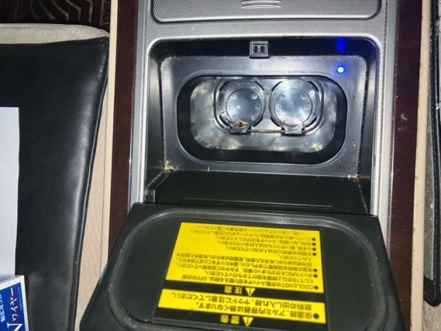 TOYOTA VELLFIRE 2013 Image 31