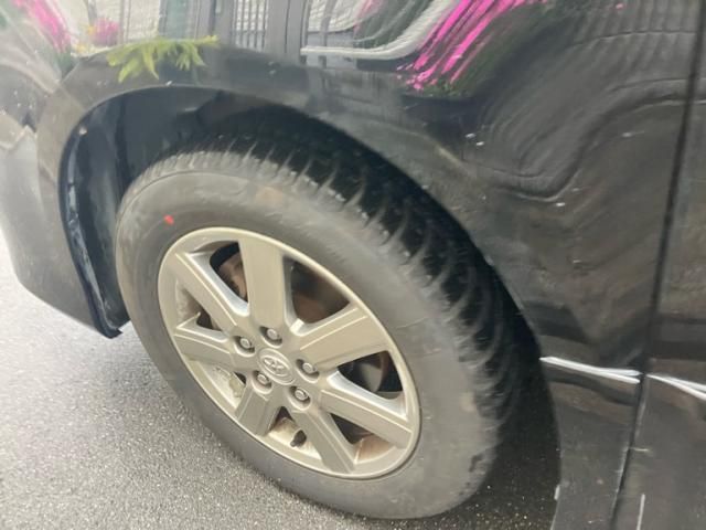 TOYOTA VOXY 2009 Image 31