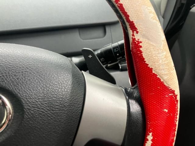 TOYOTA VOXY 2009 Image 31