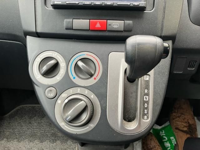 DAIHATSU MIRA VAN 2016 Image 31