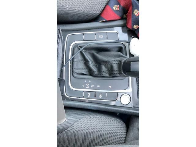 VOLKSWAGEN GOLF VARI 2020 Image 31