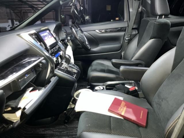 TOYOTA ALPHARD 2020 Image 31