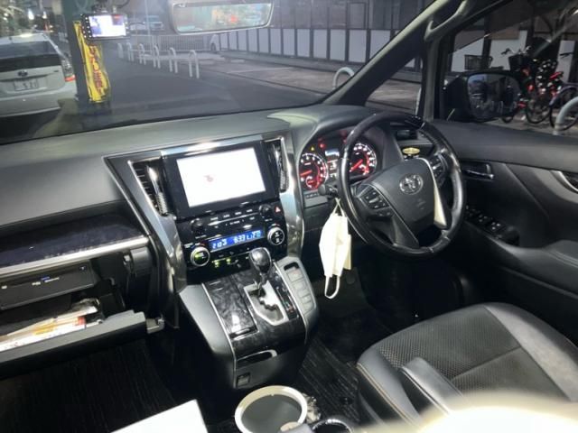 TOYOTA ALPHARD 2020 Image 31