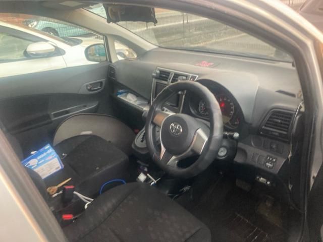 TOYOTA RACTIS 2011 Image 31