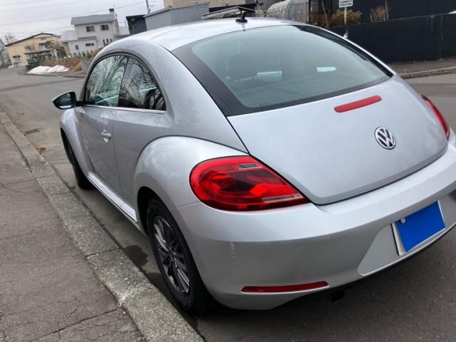 VOLKSWAGEN THE BEETL 2013 Image 31