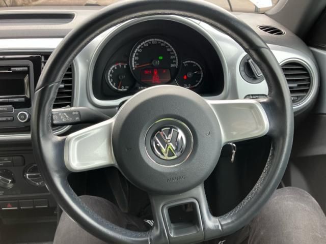 VOLKSWAGEN THE BEETL 2013 Image 31